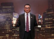 Dirut PLN Darmawan Prasodjo Kembali Dinobatkan Jadi CEO Of The Year