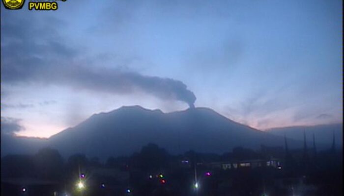 Sejak Gunung Marapi Erupsi, Terjadi 109 Letusan dan 565 Hembusan