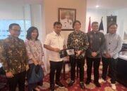 Bupati Dharmasraya Teken MoU dengan Ruang Guru