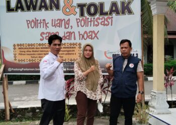 Panwaslu Kecamatan Anam Lingkung Umumkan Kelulusan Pengawas TPS Lebih Awal.