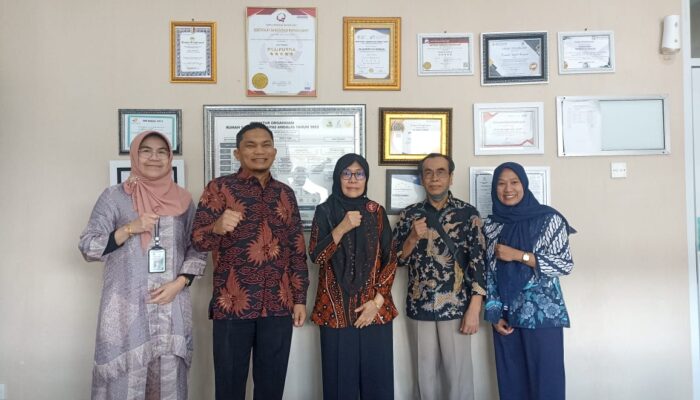 Pendarahan Hebat Ibu Hamil Beresiko Kematian, HKFM Padang dan RS Unand Gelar Symposium Placenta Accreta Spectrum