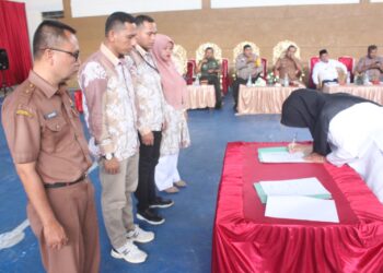 Sebanyak 1.286 Orang Pengawas TPS Pasaman Barat Dilantik