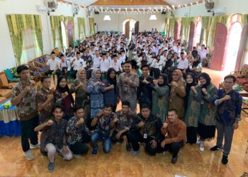 Lantik 222 Pengawas TPS se-Kecamatan Pasaman, Yulia Fitra: Segera Bangun Koordinasi dan Pahami Regulasi