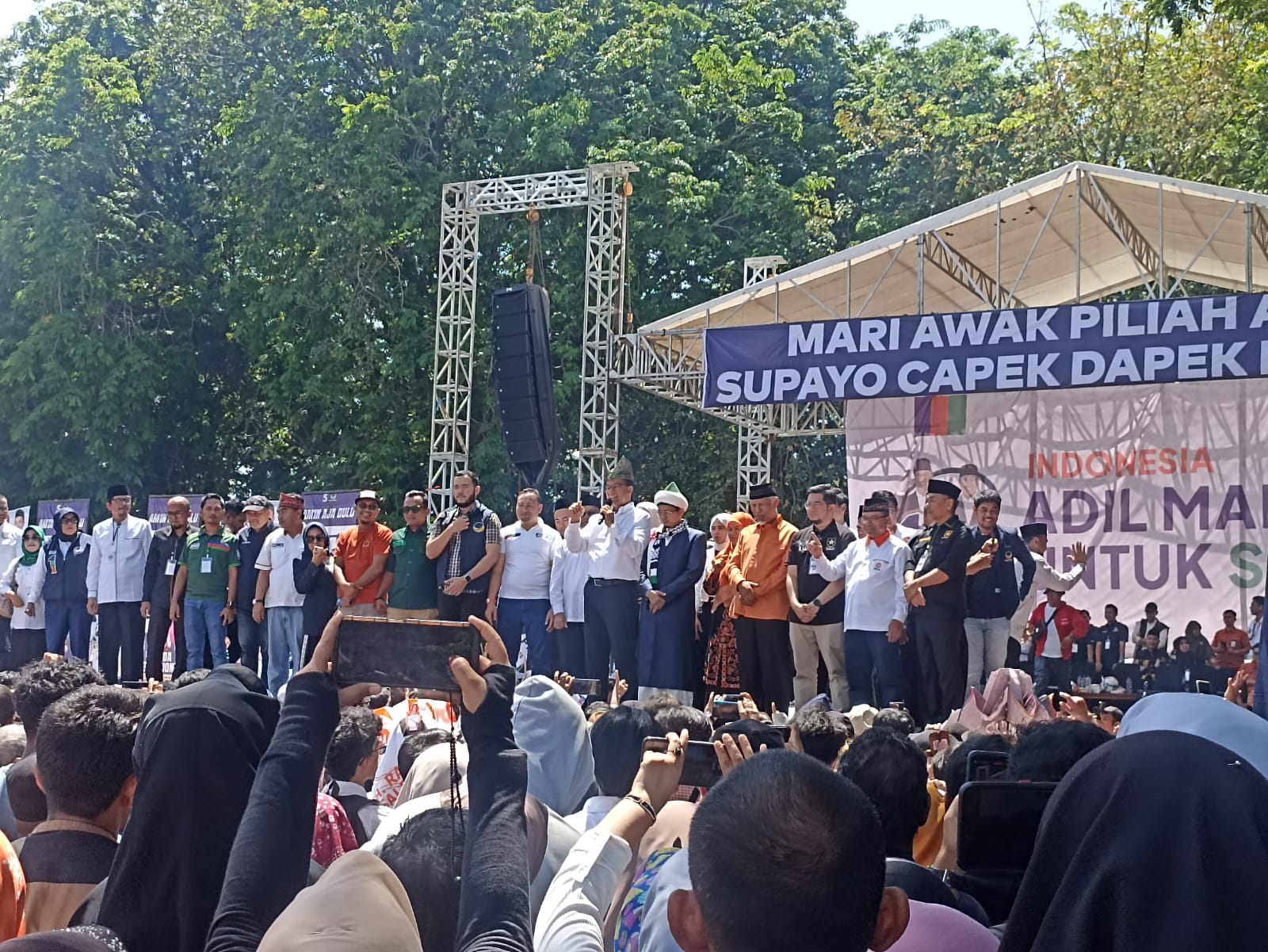 Kampanye Akbar Anies Di Padang, Rahmat Saleh Targetkan 80 Persen Suara ...