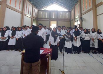 8.596 KPPS se-Tanah Datar Dilantik