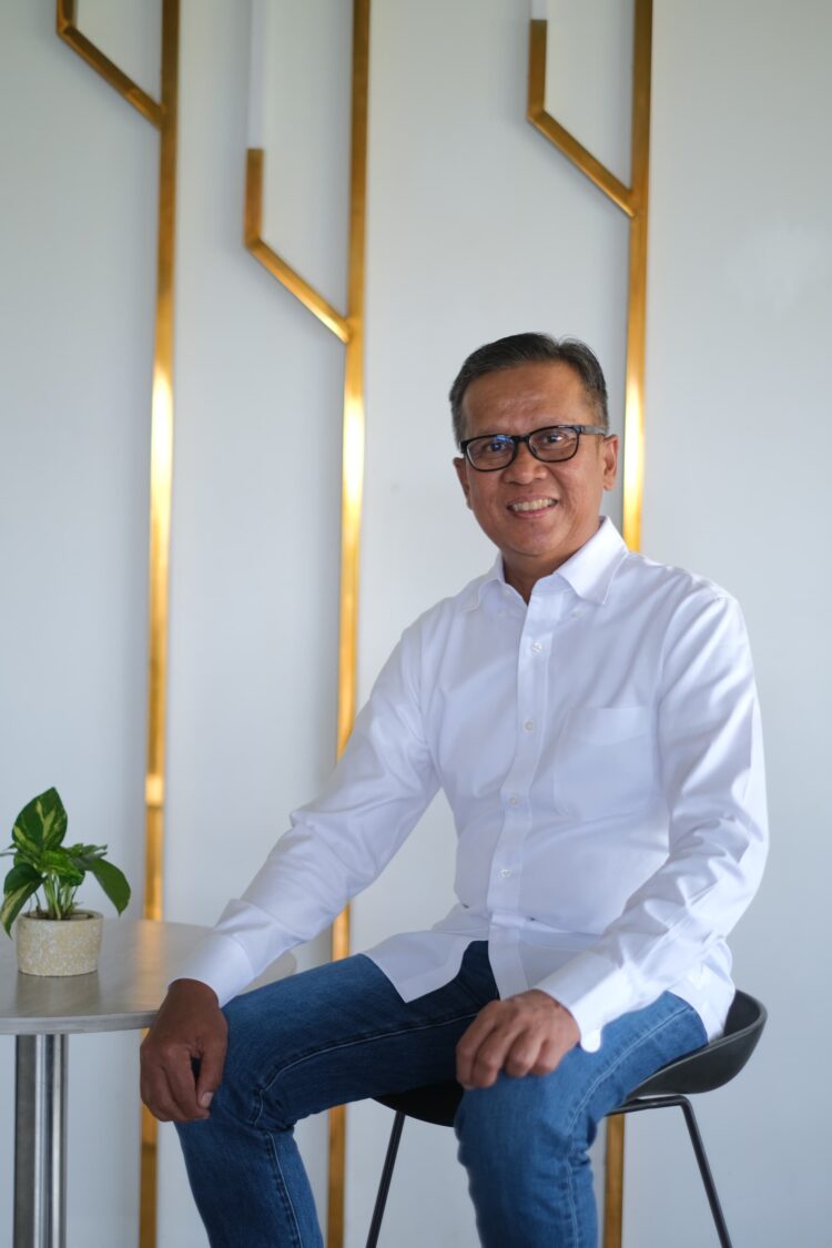 Dirut baru PT Semen Padang, Indrieffouny Indra. IST