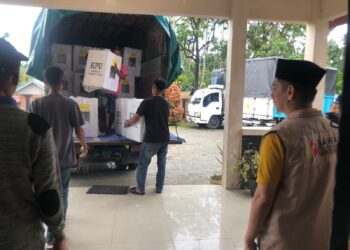 Bawaslu Padang Pariaman Kawal Pendistribusian Logistik Pemilu Sejak Hari Pertama
