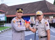 Kapolres Kota Solok Pimpin Upacara Kenaikan Pangkat Personil ASN Polres