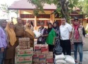 Rumah Dinas Penjaga SD Negeri 37 Pagambiran Ludes Terbakar, Semen Padang Serahkan Bantuan Sembako