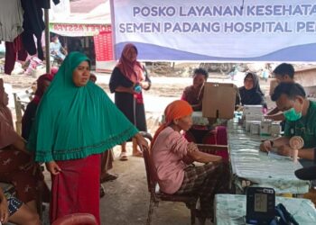 Posko Layanan Semen Padang Hospital Peduli di Painan