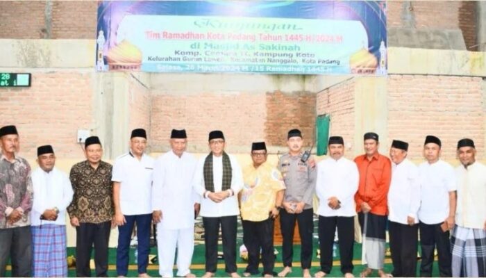 Wali Kota Padang Hendri Septa Bantu Pembangunan Masjid As Sakinah