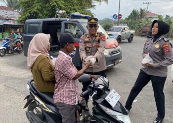 Berbagi Takjil Ramadan