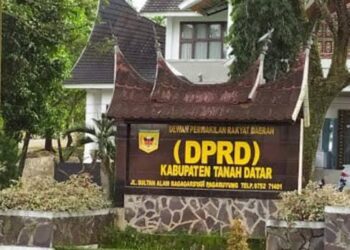 Ambruknya Rumah Makan dan Kedai di Batang Ombilin, DPRD Tanah Datar Angkat Bicara