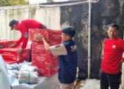 Mahyeldi Sisiri Dampak Banjir Pessel, Dinsos Sumbar Kebut Distribusi Bantuan Serta Pendirian  Dapur Umum