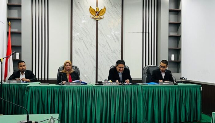 Pemohon dan Termohon Tidak Hadir, Majelis KI Sumbar: Sidang Sengketa Informasi Diskors