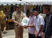 Pemkab Solsel Segerakan Penyerahan Bantuan Beras