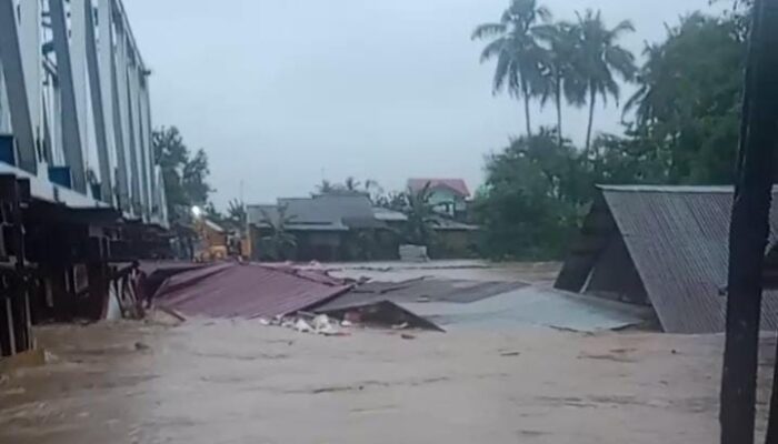 Hujan Deras, 5 Kecamatan di Padang Terendam Banjir