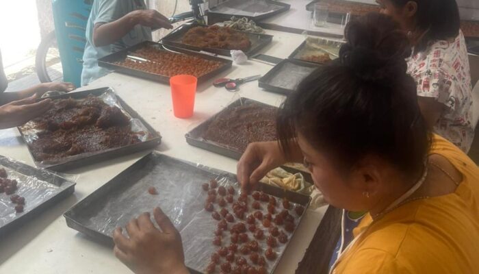 Sambut Hari Raya Lebaran, Kue Kering Rose Mulai Diproduksi