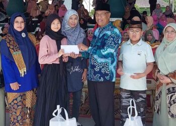 GOW Bukittinggi Gelar Bazar Murah di Lapangan Kantin