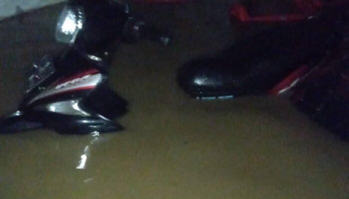 Empat Rumah Terbawa Arus Banjir di Kabupaten Buol