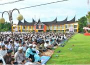 Qori Sumbar Ali Amran Jadi Imam Salat Id di Agam