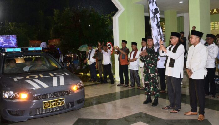 Dilepas Wako dan Wawako, Pawai Takbir Keliling di Padang Meriah di Tengah Hujan