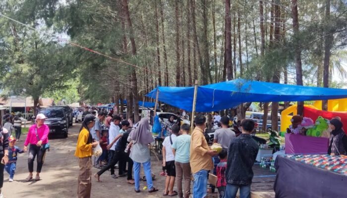 Pesta Pantai Digelar Selama Empat Hari di Pasbar