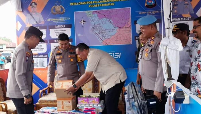 Pemko Pariaman Beri Bingkisan Makanan pada Petugas Posko Lebaran