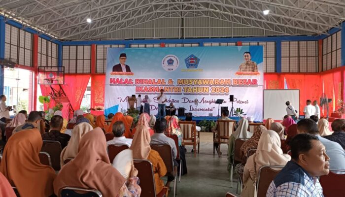 Rahyussalim Pimpin  Ikasmantri  Padang