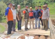 Jembatan Putus Akibat Lahar Dingin di Tanjung Alam Tanah Datar Jadi Perhatian BNPB