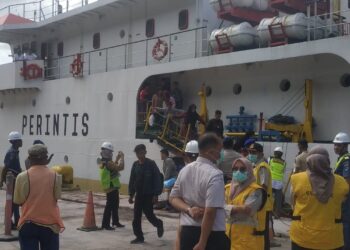 Libur Lebaran 2024, Layanan Penumpang dan Barang di Pelabuhan Teluk Bayur dan Muara Padang Lancar