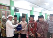 Tiga Kabid dan Ketua DWP Kanwil Kemenag Sumbar Hadiri Silaturrahmi Idul Fitri Kankemenag Padang