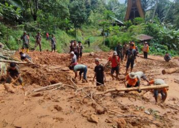 Sembilan Orang Tertimbun Material Longsor di Toraja Utara, Tiga di Antaranya Meninggal