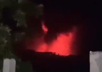 Gunung Api Ruang Naik Level Awas, Sebanyak 828 Warga Dievakuasi