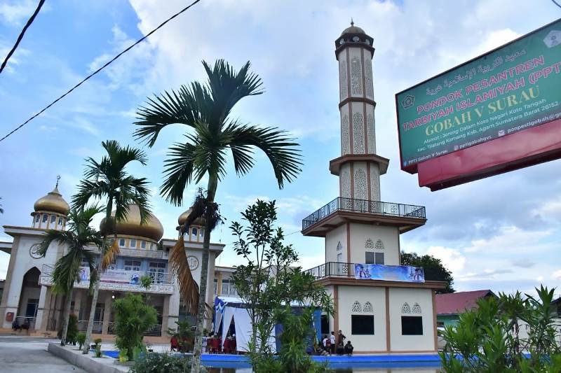 Menara Masjid Istiqomah Gobah