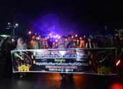 Takbir Bergema, Ratusan Peserta Semarakkan Pawai Obor di Agam