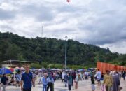 Ribuan Wisatawan Kunjungi Carocok Painan Saat Libur Lebaran