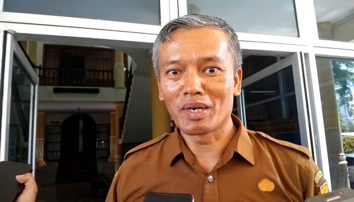 Tindak Lanjut Surat Makar Sekda dan Kepala OPD, Pj Wali Kota Roberia Hadiri Panggilan DPRD Kota Pariaman