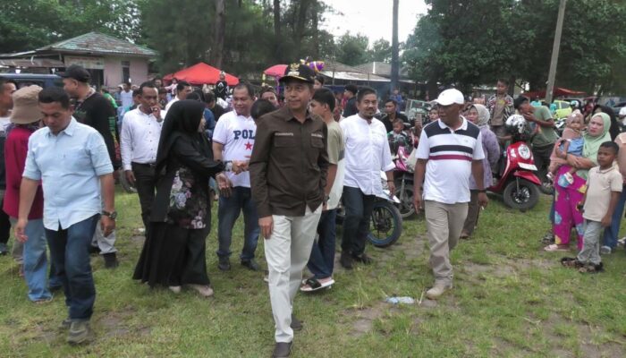Selama Libur Lebaran, Pengunjung Pantai Sasak  Mencapai 52 Ribu Orang