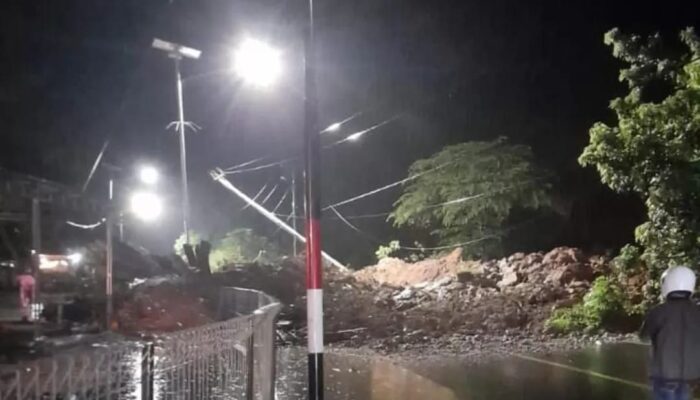 Jalan Bukittinggi-Solok kembali Normal setelah Tertimbun Longsor, Irwan: Petugas dan Alat Berat Tetap Disiagakan