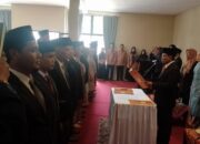 Wujudkan Pemilu yang Berintegritas, Bawaslu Kabupaten Solok Lantik 42 Anggota Panwascam