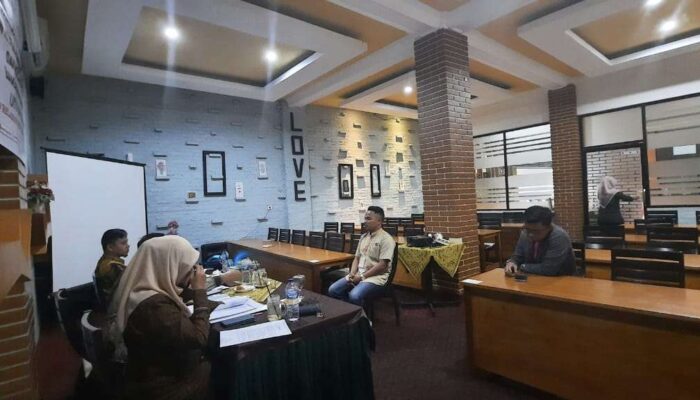 Bawaslu Kabupaten Solok Wawancara 10 Calon Anggota Panwascam