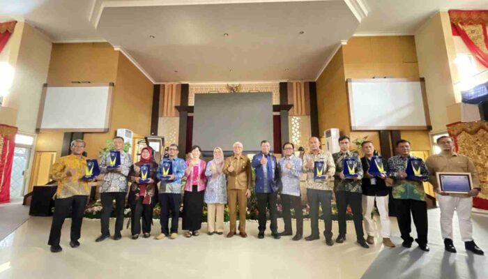 Pekan Sawit 2024, Masrokhan Perkenalkan Pentingnya Industri Kelapa Sawit ke Generasi Muda