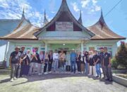 Solidaritas Ranah Rantau, Magek Saondoh Salurkan Bantuan Bagi Korban Banjir