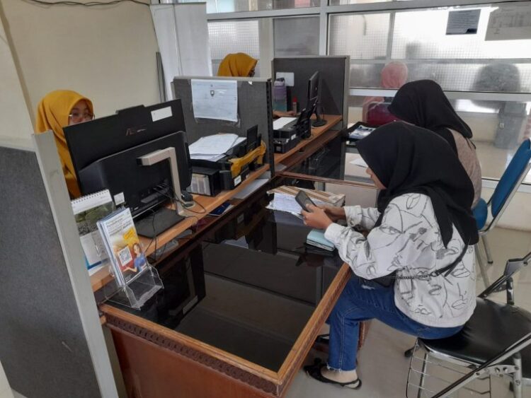 Disperindag Naker Agam