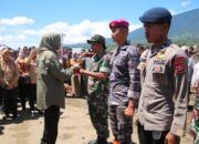Ibu Panglima TNI Berikan Bantuan Pada Masyarakat dan Apresiasi Prajurit di Agam