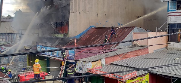 Damkar Kota Padang, mencatat 144 kebakaran di Kota Padang sejak bulan Januari hingga Juli. Penyebab kebakaran didominasi korsleting listrik.