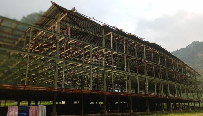 Langgar Aturan, Konstruksi Hotel dan Kafe Xakapa di Lembah Anai akan Dibongkar