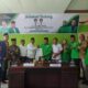 Mantan Wako Bukittinggi Ramlan Nurmatias didampingi Sekretaris Demokrat Bukittinggi Yerry Amiruddin beserta pengurus Demokrat lainnya saat menyerahkan berkas pendaftaran bakal calon Pilwako ke PPP. IST