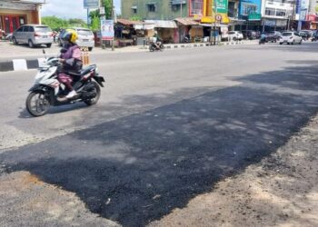 Sebanyak 35 Titik Jalan Berlobang Ditambal PUPR Padang Dalam Satu Bulan Terakhir